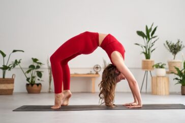 5 Yoga Poses Every Beginner