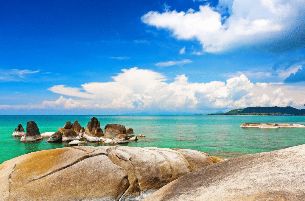 Lamai Beach, a calm area of Koh Samui that is safe for solo female travellers