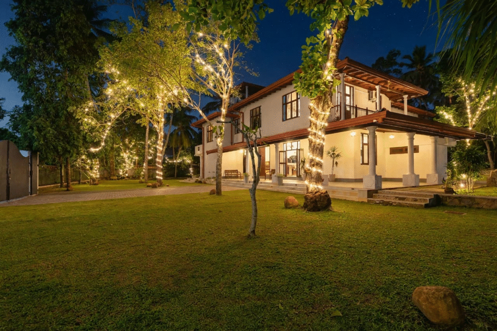 Green Serene Villa, Galle Sri Lanka, reached from Colombo airport by taxi, train or bus