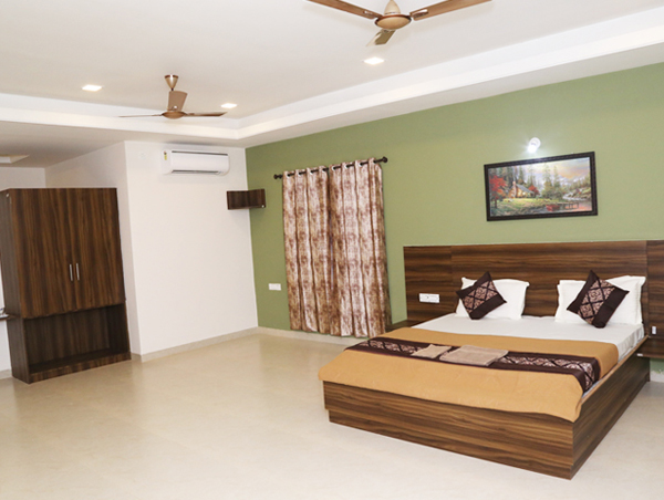 300 Hour Yoga TTC in Goa